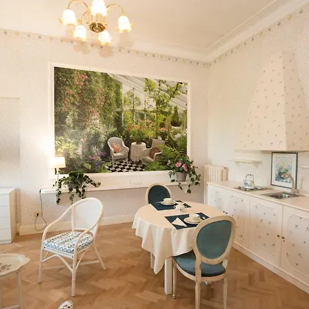 Bed & Breakfast Giardino Del 4*